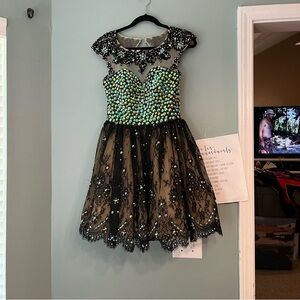Angela & Alison Black and Green Embellished Mini Dress size 6